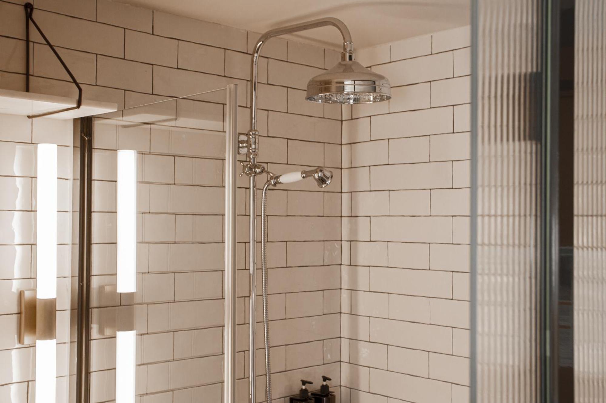 Letoh Letoh Gran Via Hotel Madrid Bagian luar foto